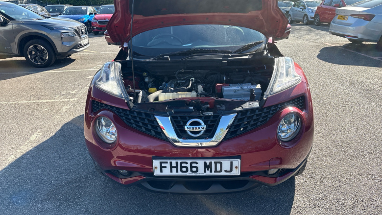 Nissan Juke 1.2 DiG-T Tekna 5dr Petrol Hatchback